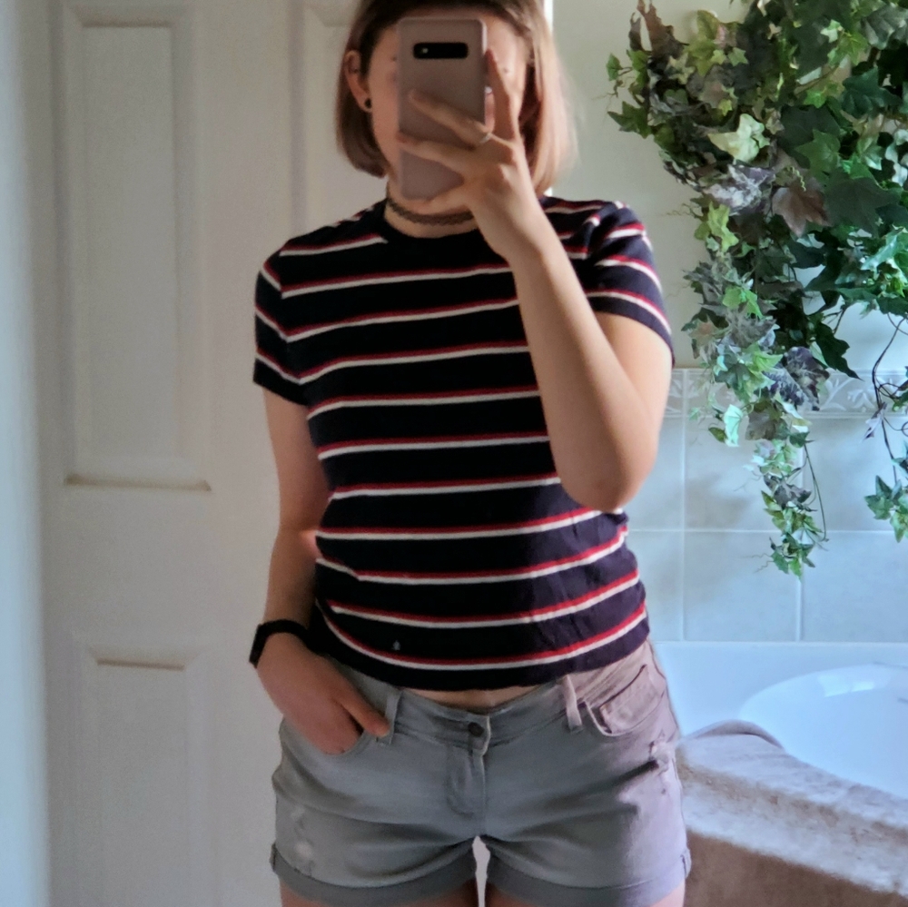 🌿 Brandy Melville Striped T-shirt
